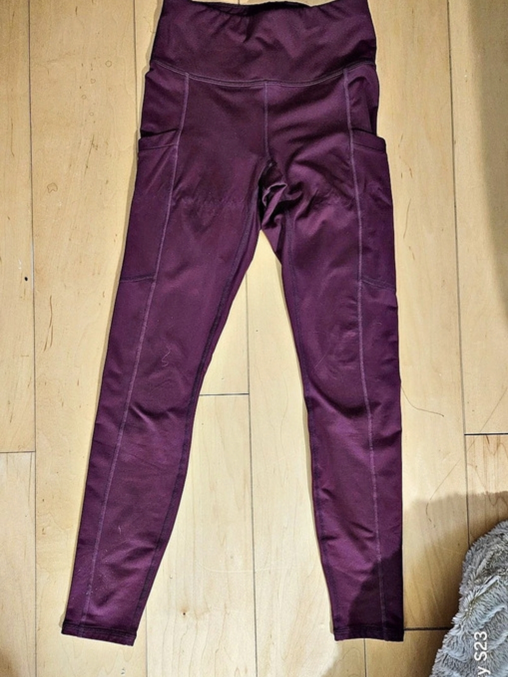 Fabletics PowerHold Pocket Legging Marroon